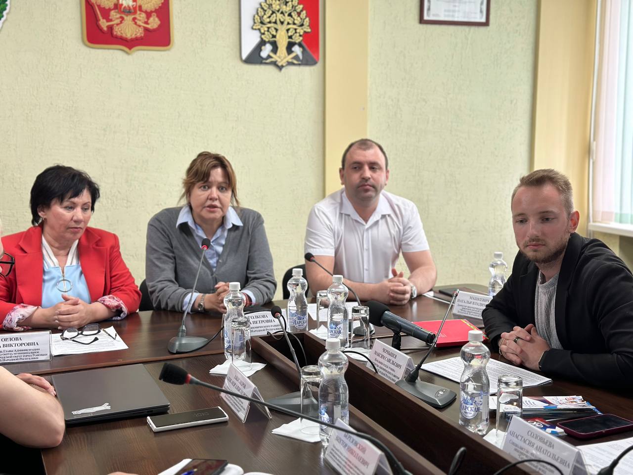 В Ровеньках обсудили развитие малого и среднего бизнеса в ЛНР.