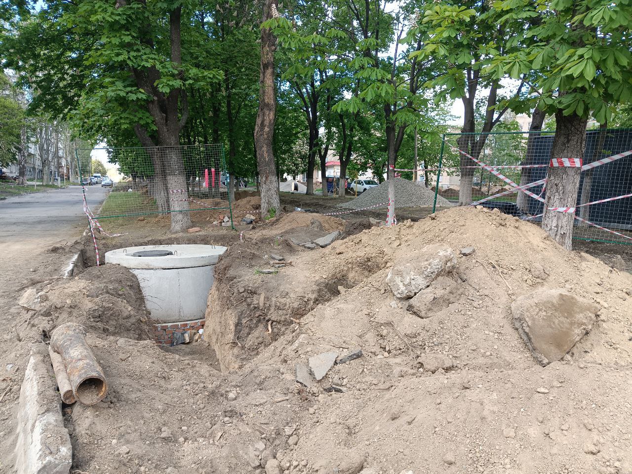 Благоустройство города продолжается.