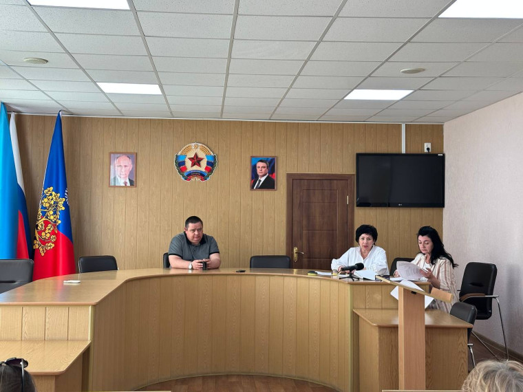 Глава городского округа провел рабочее совещание. Глава городского округа провел рабочее совещание.