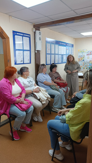 Семинар "Женщина на рынке труда" в городе Ровеньки. Семинар "Женщина на рынке труда" в городе Ровеньки.