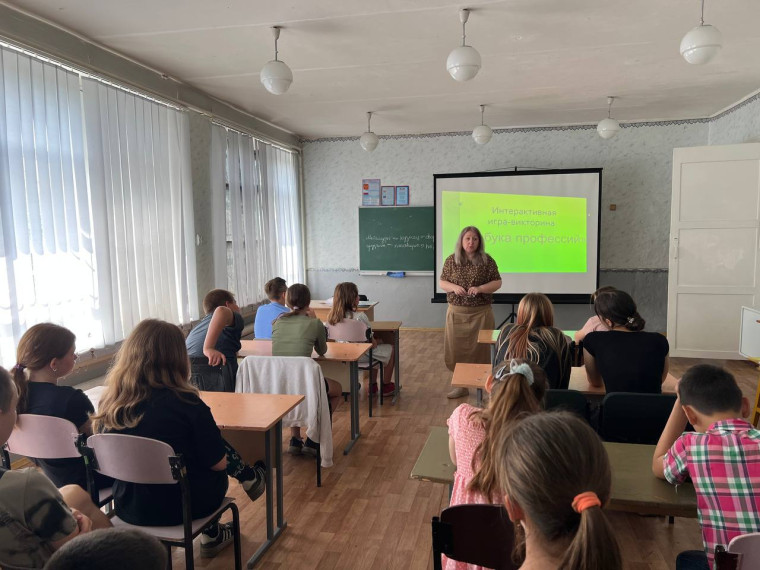 «Профессиональные # каникулы» в городе Ровеньки. «Профессиональные # каникулы» в городе Ровеньки.