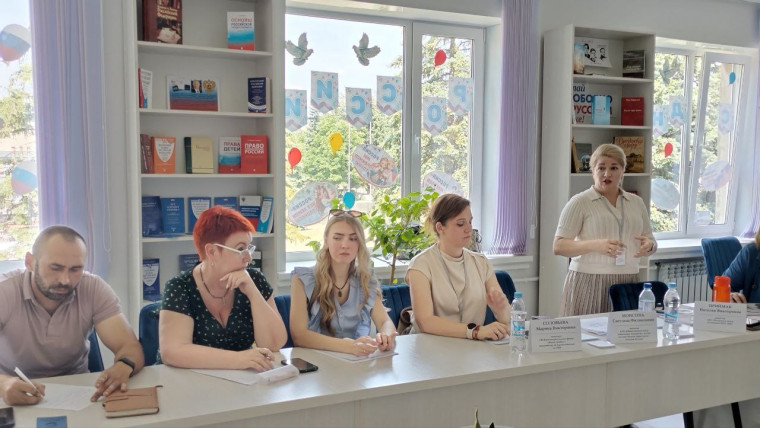 В городе Ровеньки состоялся семинар. В городе Ровеньки состоялся семинар.